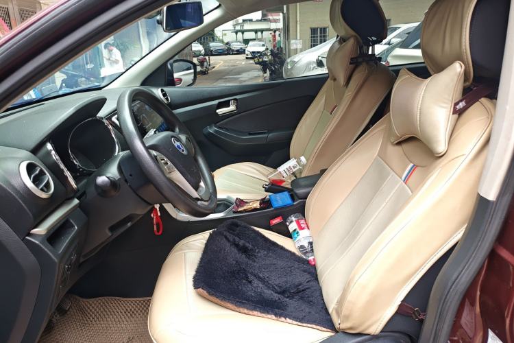 Used Venucia T70 2015 2.0L Manual RuiQu Version Left Front Seat