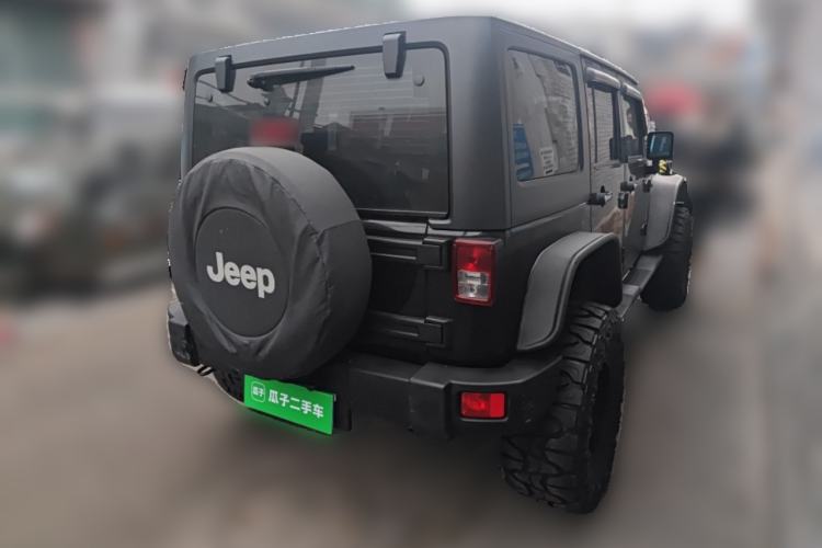 Used Jeep Wrangler 2013 3.6L Sahara Four-Door Edition
