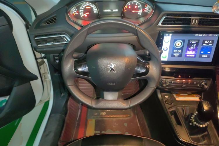 Used Peugeot 308 2016 1.6L Manual Fashion Edition Steering Wheel