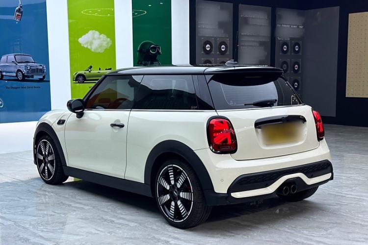 Used MINI MINI 2023 2.0T COOPER S Artist