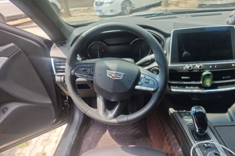 Used Cadillac CT5 2021 Revised 28T Luxury Version Steering Wheel