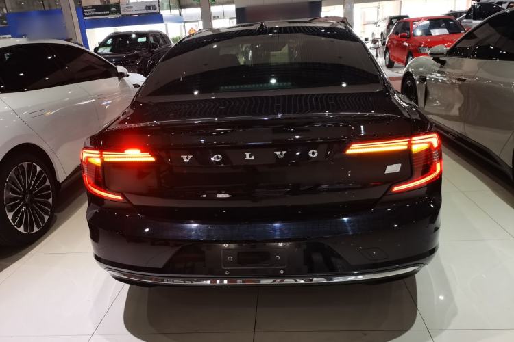 Used Volvo S90 New Energy 2021 T8 eDrive Hybrid Zhiyi Luxury Edition