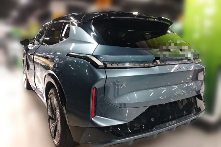 Used Lynk & Co 08 EM-P 2025 245km Ultra-Long Range Halo Rear Left 45 Deg