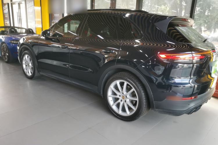 Used Porsche Cayenne 2023 Cayenne 3.0T Exterior 3