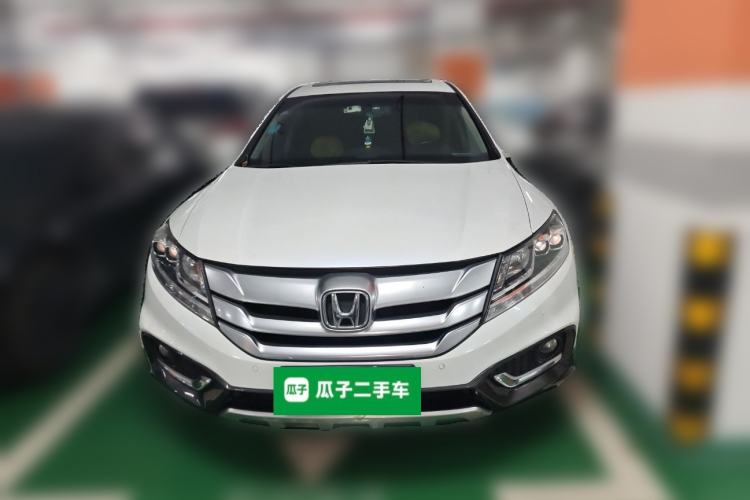Used Honda Crosstour 2014 2.4L Luxury Edition Front