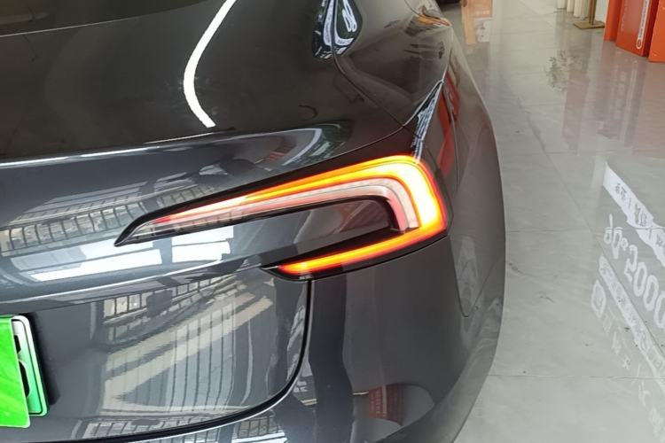 Used Tesla Model 3 2023 Long-Range All-Wheel-Drive Version