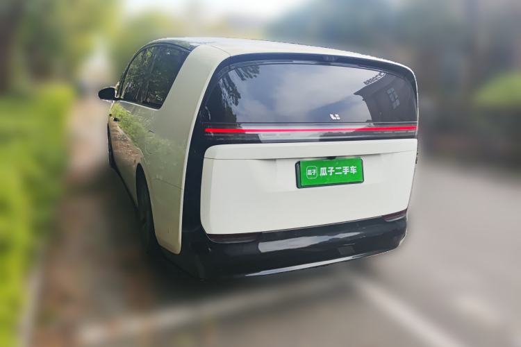 Used Li Auto MEGA 2024 Ultra Model