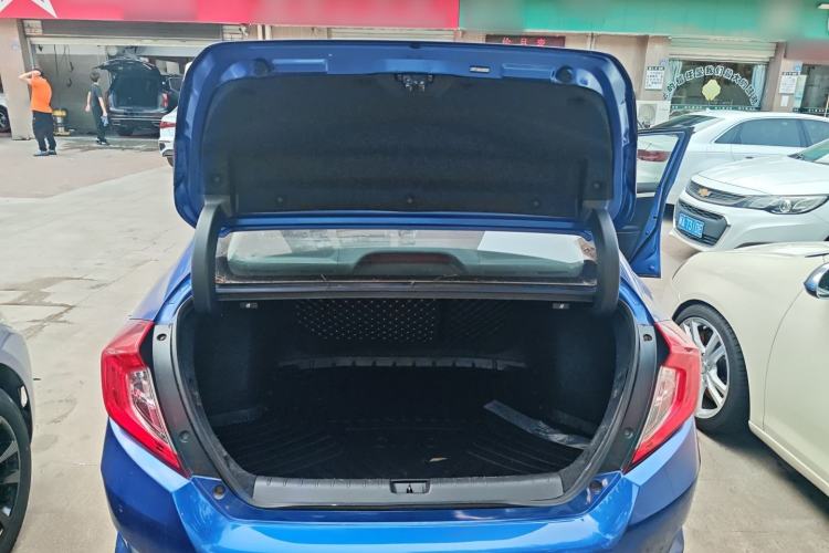 Used Honda Civic 2019 220TURBO CVT Dynamic Edition China V Trunk