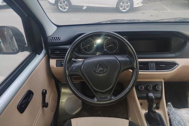 Used CHANGAN KUAYUE Xing V3 2022 1.5L Gasoline Comfort Edition 5-Seater Minivan JL473QH
