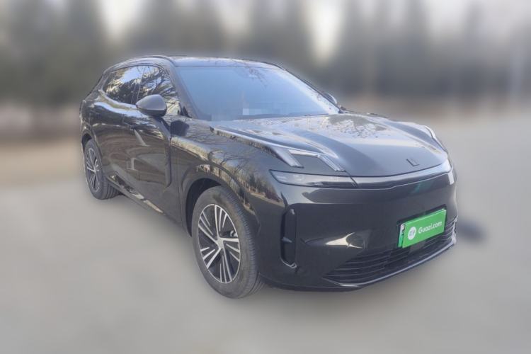 Used Lynk & Co 08 EM-P 2023 120km Long-Range Pro
