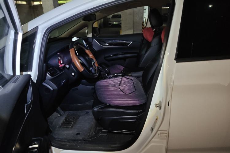 Used BYD Song MAX 2019 1.5T Automatic Smart Connect Prestige Model 6 Seats China VI Standard Left Front Seat