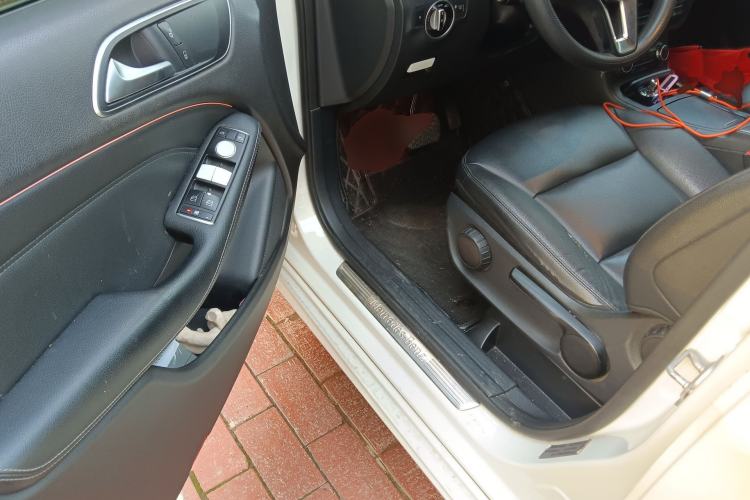 Used Mercedes-Benz B-Class 2012 B 180
