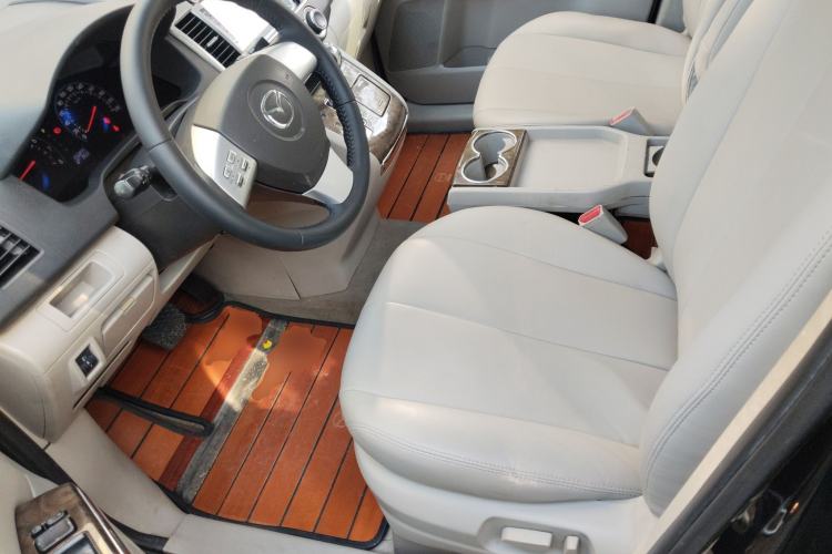 Used Mazda 8 2011 2.3L Deluxe Edition Driver Seat