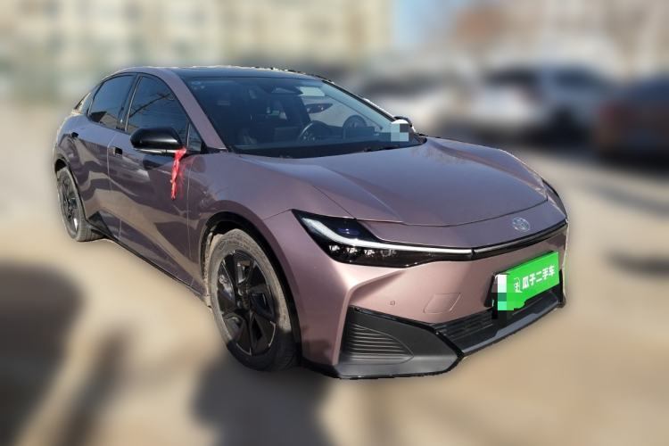 Used Toyota bZ3 2023 616 km Long-Range Premium
