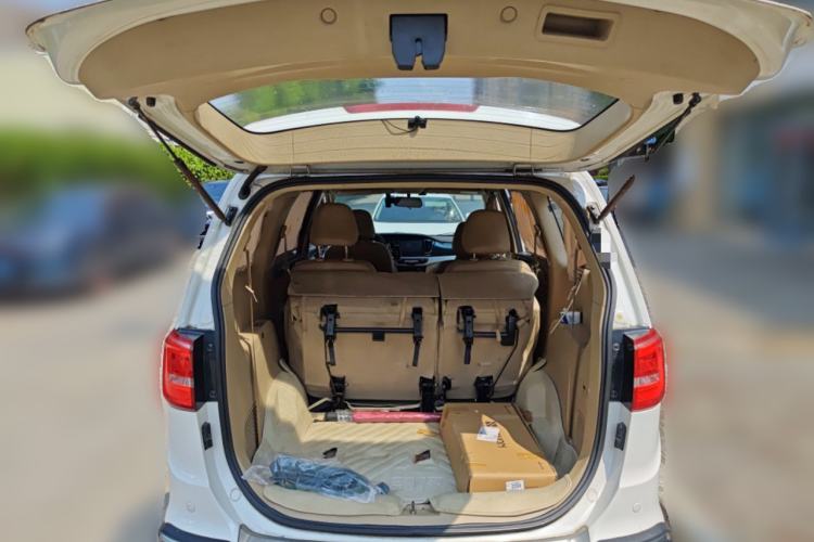 Used Baojun 730 2016 1.5T Manual Comfort Version 7 Seats
