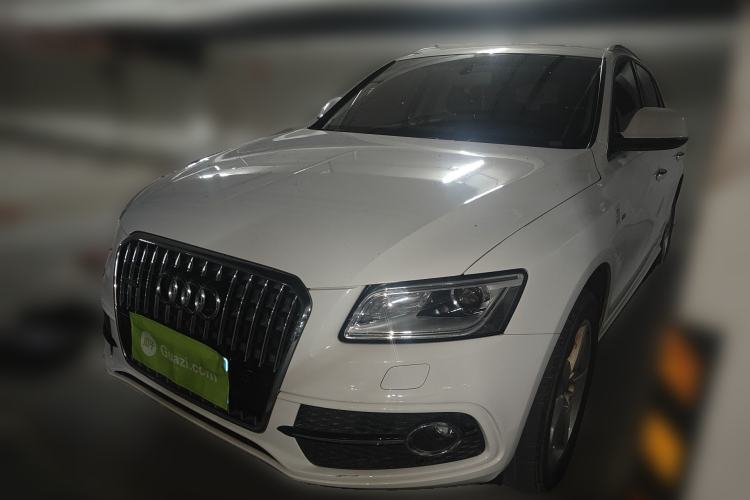 Used Audi Q5 2018 Collector's Edition 40 TFSI Ambition Model