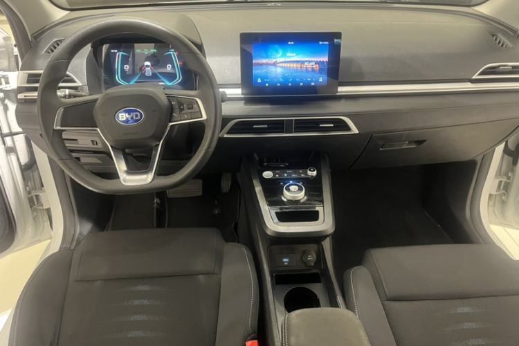 Used BYD e2 2019 Standard Range Version – Yue·Standard Model