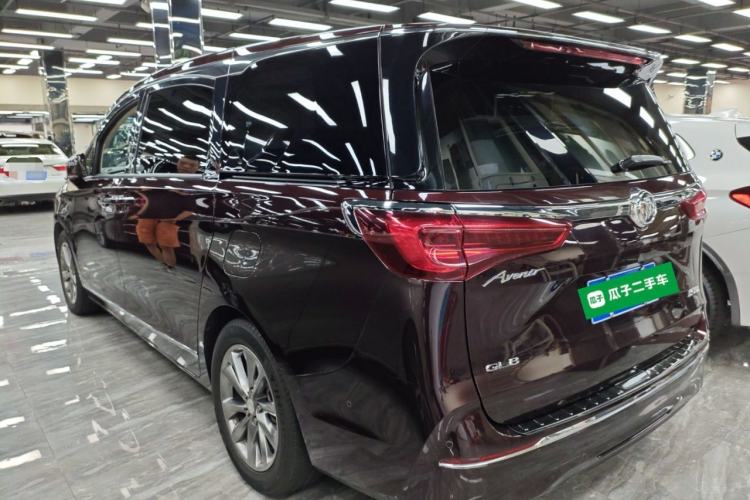 Used Buick GL8 2021 Avenir Aivia 7-Seater Luxury Edition
