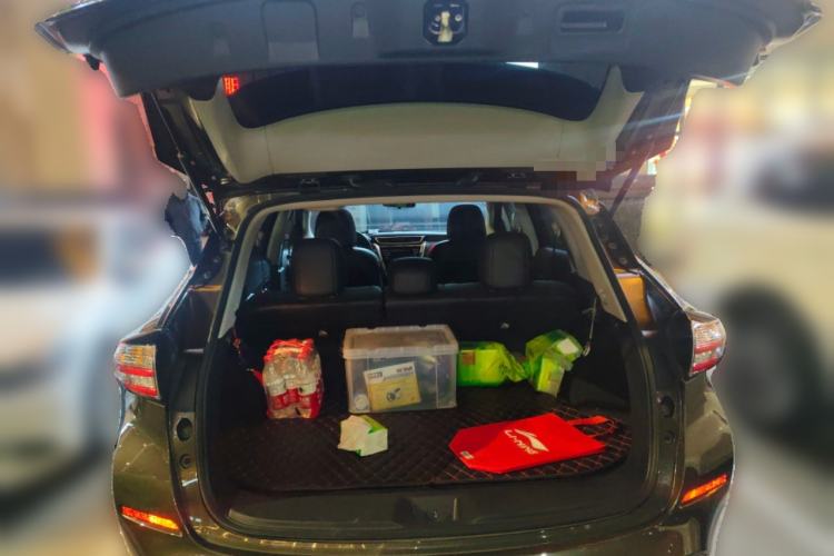 Used Nissan Murano 2017 2.5 S/C HEV XE Four-Wheel Drive Hybrid Luxury Edition Trunk