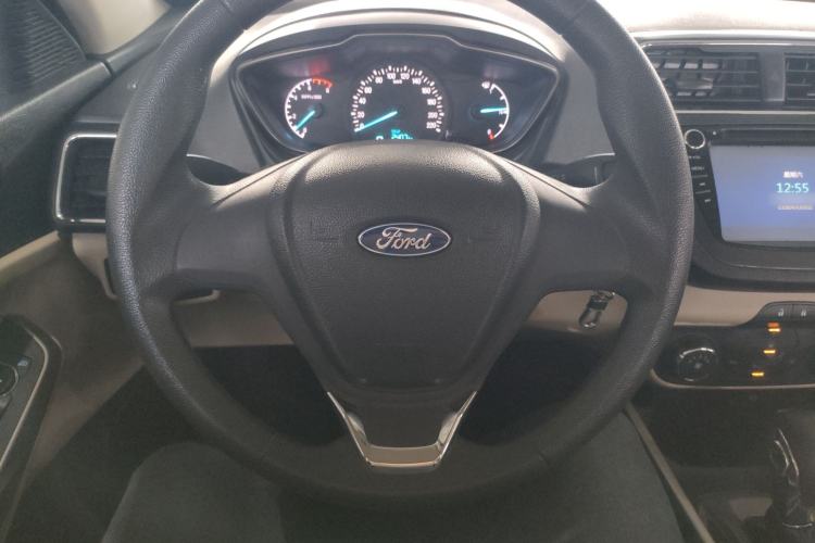 Used Ford Escort 2015 1.5L Automatic Comfort Edition
