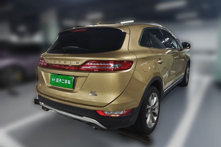 Used Lincoln MKC 2014 2.0T Two-Wheel-Drive Luxury Edition Rear Right 45 Deg