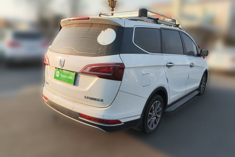 Used Baojun 730 2019 1.5L Manual Fashion Model 7-seater National V