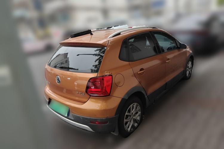 Used Volkswagen Polo 2016 1.6L Cross Polo Automatic Rear Right 45 Deg