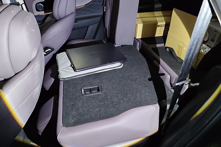 Used Chery Tiggo 9 C-DM 2025 1.5T 106KM Ultra-Comfort Version 7 Seats Lithium Iron Phosphate Left Rear Seat