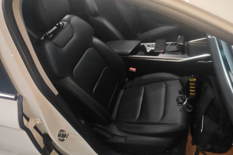 Used Geely Auto Emgrand 2022 4th Generation 1.5L CVT Luxury Model