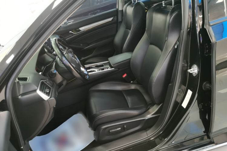 Used Honda Accord 2018 260TURBO Elite Edition China VI Left Front Seat