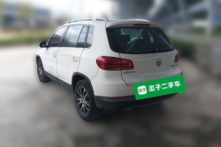 Used Volkswagen Tiguan 2015 1.8TSI Automatic Two-Wheel Drive Luxury Model Rear Left 45 Deg