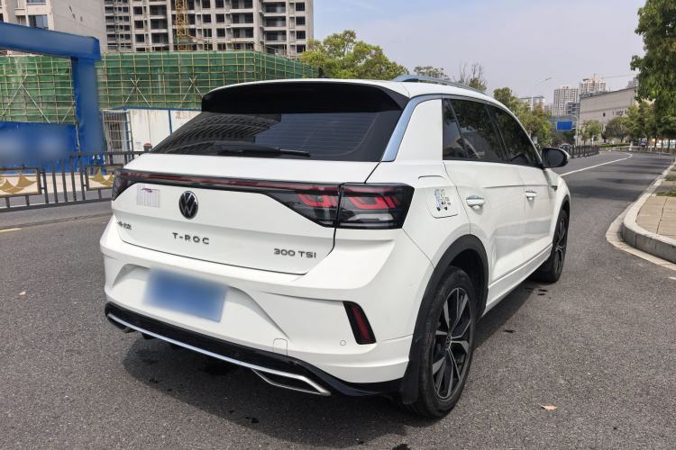 Used Volkswagen T-ROC 2023 300TSI DSG Two-Wheel-Drive Chen Guang Edition
