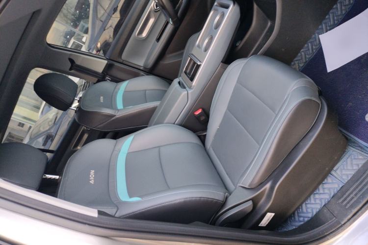 Used AION Y 2023 Younger Star Edition