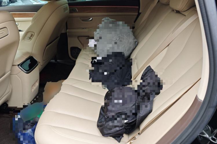 Used Hima AITO M7 2024 1.5T Intelligent Driving 4WD Max Edition 5 Seats Left Rear Seat