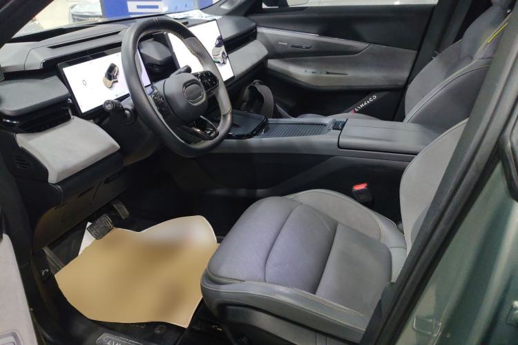 Used Lynk & Co 08 EM-P 2023 220km All-Wheel-Drive Performance Halo