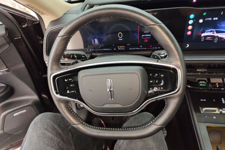 Used Lincoln Corsair 2023 2.0T All-Wheel-Drive Prestige Version Steering Wheel