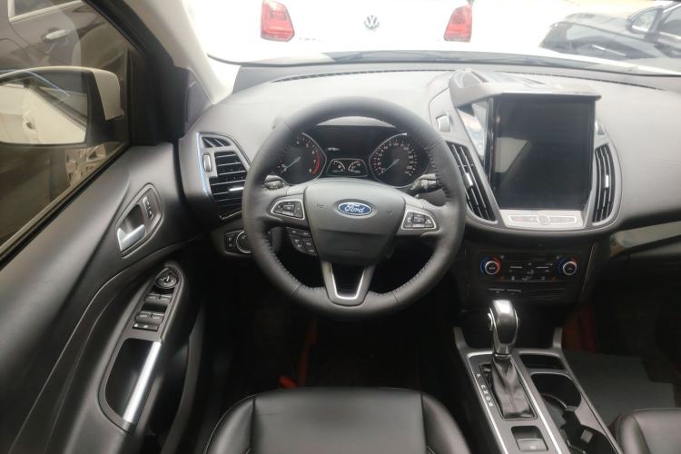 Used Ford Kuga 2019 EcoBoost 180 Two-Wheel-Drive Titanium Plus Model China VI Standard
