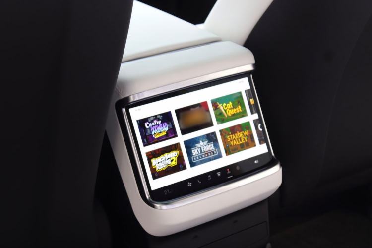 Used Tesla Model X 2023 Dual-Motor All-Wheel-Drive Version