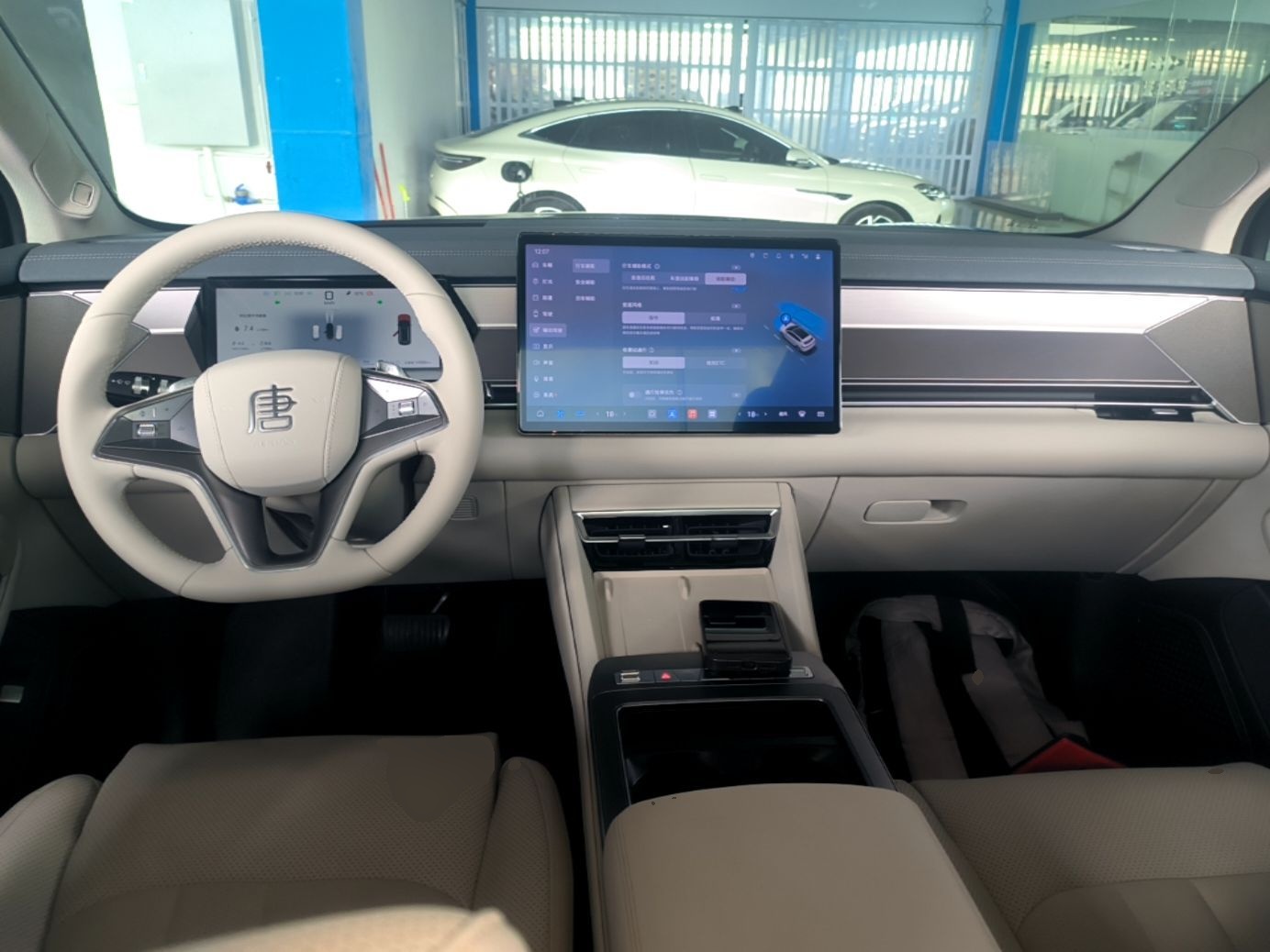 BYD Tang L 2025 DM 215KM LiDAR Flagship Model — снимка 12