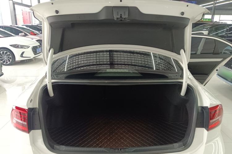 Used Volkswagen Lamando 2021 230TSI DSG Fashion Edition
