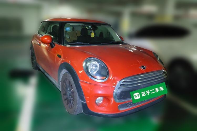 Used MINI 2018 1.5T ONE PLUS Front Right 45 Deg