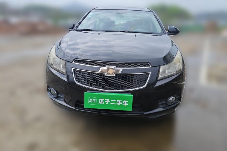 Used Chevrolet Cruze 2013 1.6L SE MT Front
