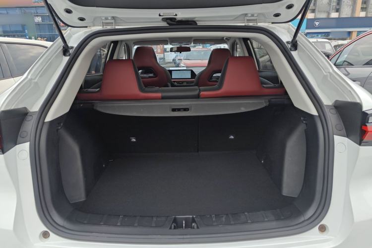 Used CHANGAN OSHAN X5 2021 1.5T DCT Flagship Edition Trunk