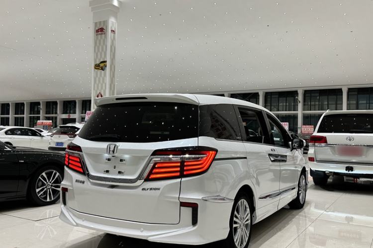 Used Honda Elysion 2016 2.4L Luxury Edition Exterior 3