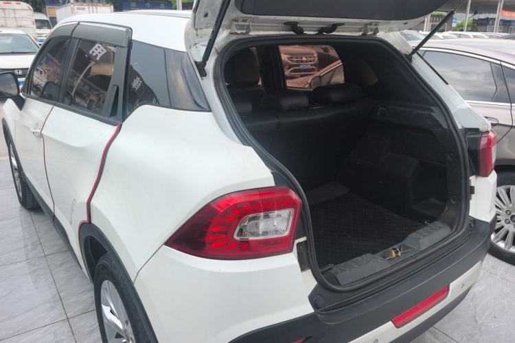 Used Brilliance V3 2015 1.5L Manual Smart Version Rear Left 45 Deg