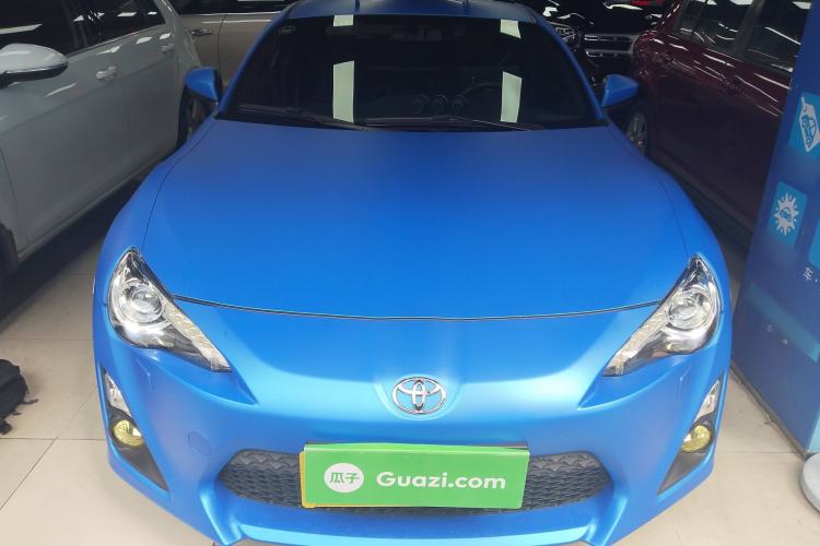 Used Toyota 86 2014 2.0L Manual Luxury Version