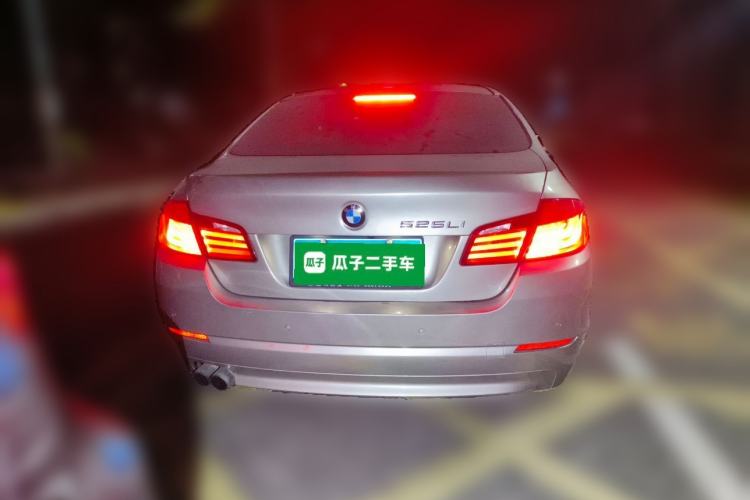 Used BMW 5 Series 2013 525Li Leading Model
