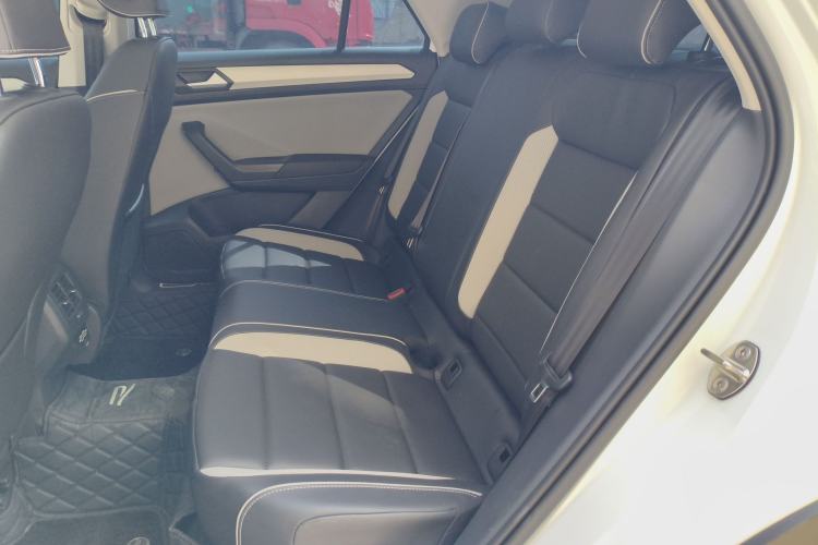 Used Volkswagen T-ROC 2024 280TSI DSG Two-Wheel-Drive Time Edition Left Rear Seat