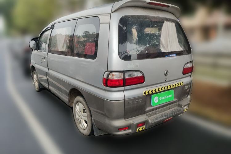 Used FORTHING Lingzhi 2014 V3 1.5L 7-Seater Standard Model II
