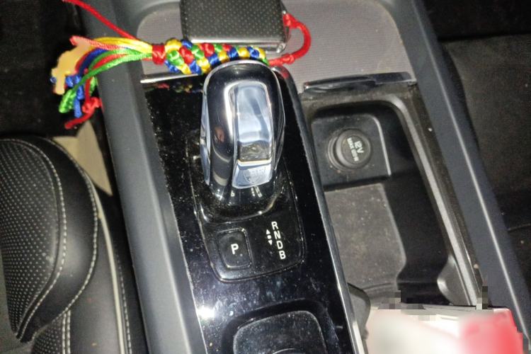 Used Volvo XC60 New Energy 2019 T8 E-Drive Hybrid Intelligent Luxury Sport Edition China VI